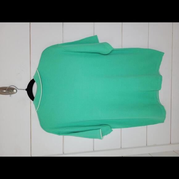 NWT Original Use medium green cotton button down shirt. - Picture 3 of 5